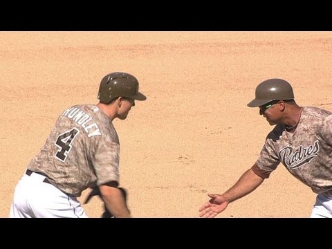 COL@SD: Hundley clears the bases with go-ahead double