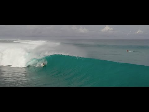 Wave of the Day: Anthony Fillingim, Perfect Kandui Pit, July 14th