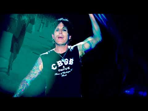 Dead Blonde Girlfriend Rock n Roll Tragedy   music video