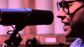 Unknown Mortal Orchestra - How Can You Luv Me (Yours Truly Session)