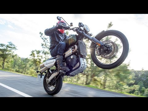 Testbericht zu den Triumph Scrambler 1200 XC und XE (2019) | Erste Fahrt