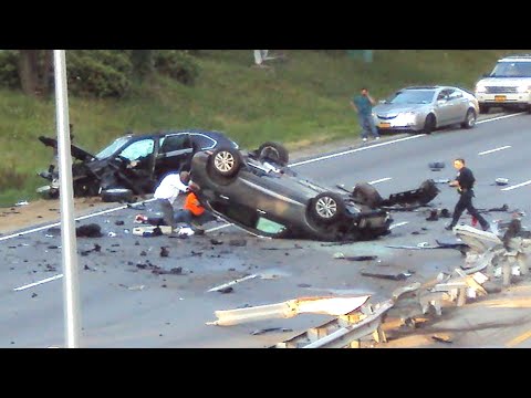 Top 20 Dangerous Idiot Truck Fail Skills 2024 !  A Day In The Life Of A Car Driver 2024 Compilation