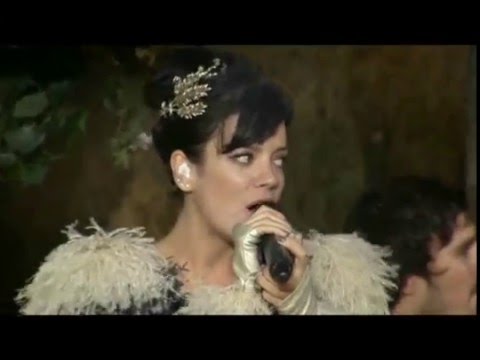 Chanel Spring/Summer 2010 Full Show Part 2