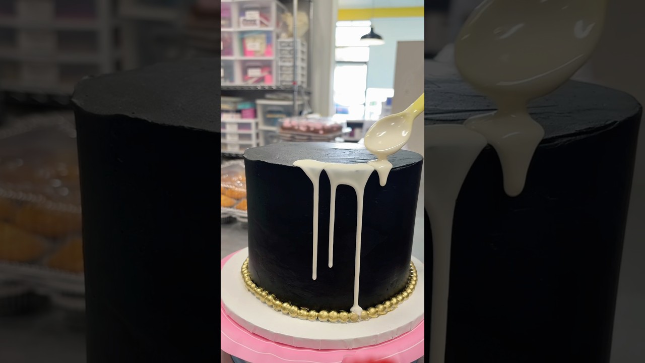 EASY CHOCOLATE DRIP #cake #howto #art #artist #easy #tutorial #learning #chocolate #drip