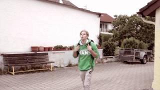 HACKNEYED&#39;s Devin vs. &quot;Carnival Cadavre&quot;