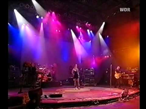 Garbage Live 1998 No 1 Crush