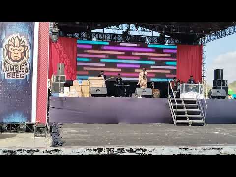 Alo lo loo sayang " Yeyen Vivia " Simpang lima Gumul _ Kediri #kedirilagi #kediri