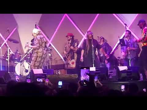 Marcia Griffiths no cine joia dia 13/09 Leões de Israel  part 4