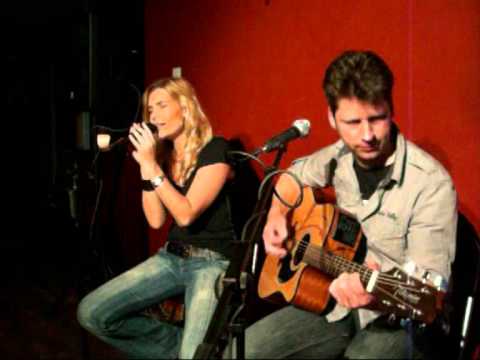 Wachgeküsst live unplugged im Nil-Viel zu lange