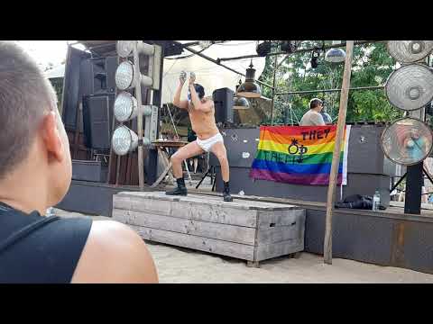 ReveRso performing HEROES @ HIGH SOCIETY TRASHERA CSD 2019