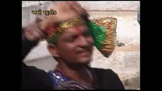 Download lagu Ambaji garbe ghume che mp3