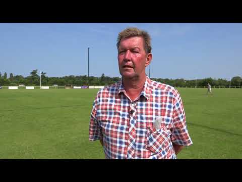 Voetbalclubs 'in duel' met de brandende zon: SV Vogelenzang lijkt te winnen