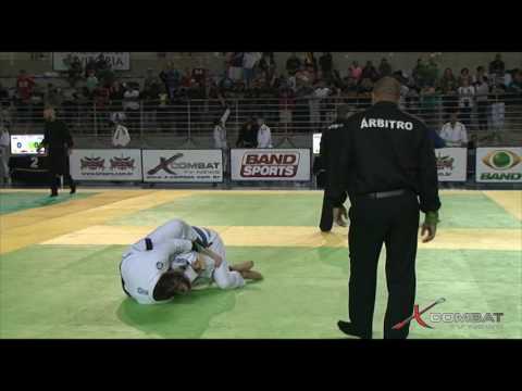 BRASILEIRO X-COMBAT 2016 - Larissa Loureiro x Dayana Barcelos by X-COMBAT