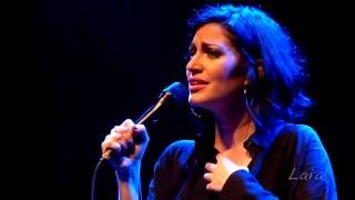 5. Bebiendo a sorbos - Elena Gadel (Luz de gas Bcn)