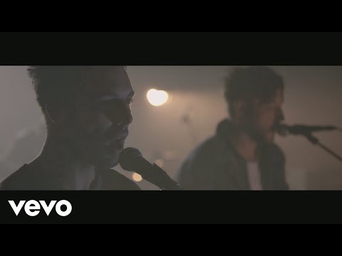 Nothing But Thieves - Wake Up Call (Live) - (Vevo LIFT UK)