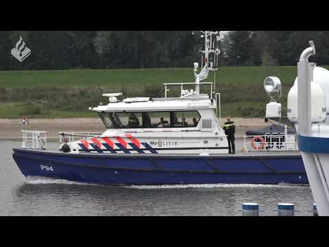 Controle riviercruiseschip Arnhem