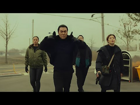 The crime fighting team hunts down the murderers.