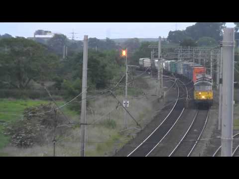 86614/86637 4s54 Crewe - Coatbridge liner, Sun. 22nd June 2014