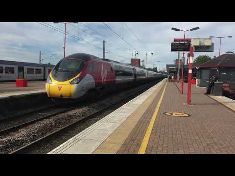 Trains at Wigan North Western (23/09/2019) (ft 44871)