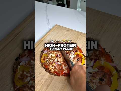 HIGH-PROTEIN TURKEY PIZZA 🍕— low-carb, crispy, and SO good