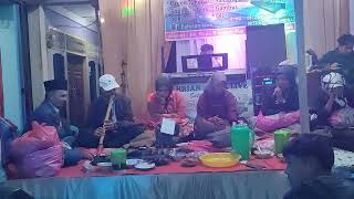 Download lagu Ratok Ramalah Hanyuik 😭😭 Ozzi calon penerus klasik Minang insyaallah,💪💪💪zii mp3 Download lagu Ratok Ramalah Hanyuik 😭😭 Ozzi calon penerus klasik Minang insyaallah,💪💪💪zii mp3