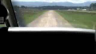 preview picture of video 'Coldstream RWY35 (YCEM) Approach & Landing'