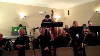 ii-v-i orchestra plays zweet zurzday