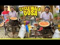 Hardworking Man Selling 100 Varieties Of Dosa On CycIe अपनी Cycle पे ही Kitchen ब�