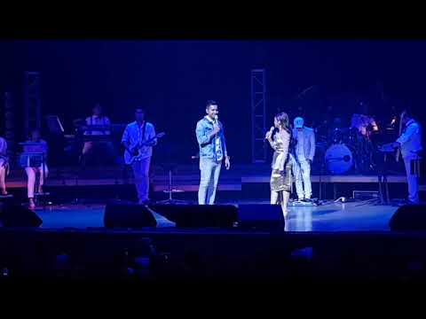 The Journey of 21 Dazzling Years Rossa 2017 - Taufik Batisah Surprise