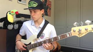 Video thumbnail for Fender American Deluxe Jazz Bass (Olympic White, Rosewood Fretboard) Demo by Adam R