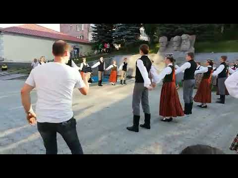 Sudmaliņas no Teiksmiņas. Dejo Teiksmas studija un E grupa. Festivāls Armēnijā,2019.