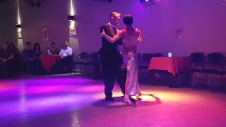 Sabrina Amuschastegui, Ramiro Izurieta en Cheek to Cheek