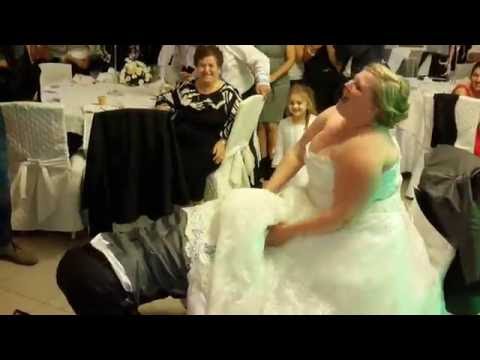 Lo Sposo toglie la Giarrettiera - Ferretti Village - Animazione Matrimonio Francesco Barattucci