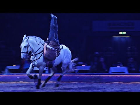 Cavalluna - Grand Moments Tour 23.02.2025 Stuttgart Pferdeshow reiten Show Teil 9 Kosaken reiten