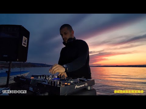 Sunseekers 010 @ Lake Varna @ Sunset