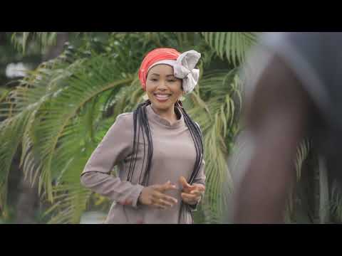 Adam A Zango and Fati Abubakar Dake Nafara Kauna Full HD Video Song