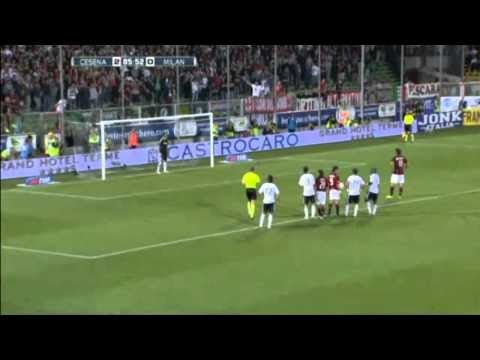 Cesena vs ACMilan 2-0 Zlatan Ibrahimovic penlanty Miss 11/9/2010