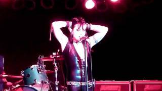 Joan Jett and The Blackhearts &quot;I Wanna Be Your Dog&quot;