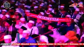 Download lagu LIVE Malam Cinta Rasul || Tumpang Bersholawat Bersama Majelis Sholawat JMC Lil Habib Ja'far Al-Jufri mp3 Download lagu LIVE Malam Cinta Rasul || Tumpang Bersholawat Bersama Majelis Sholawat JMC Lil Habib Ja'far Al-Jufri mp3