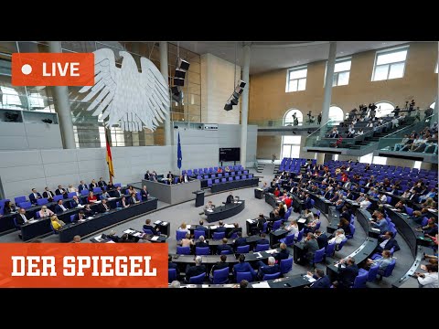 Der Bundestag würdigt Gorbatschow – und Scholz eröffnet Schlagabtausch mit Opposition