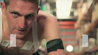 La battaglia energetica tra ciclista e batterista