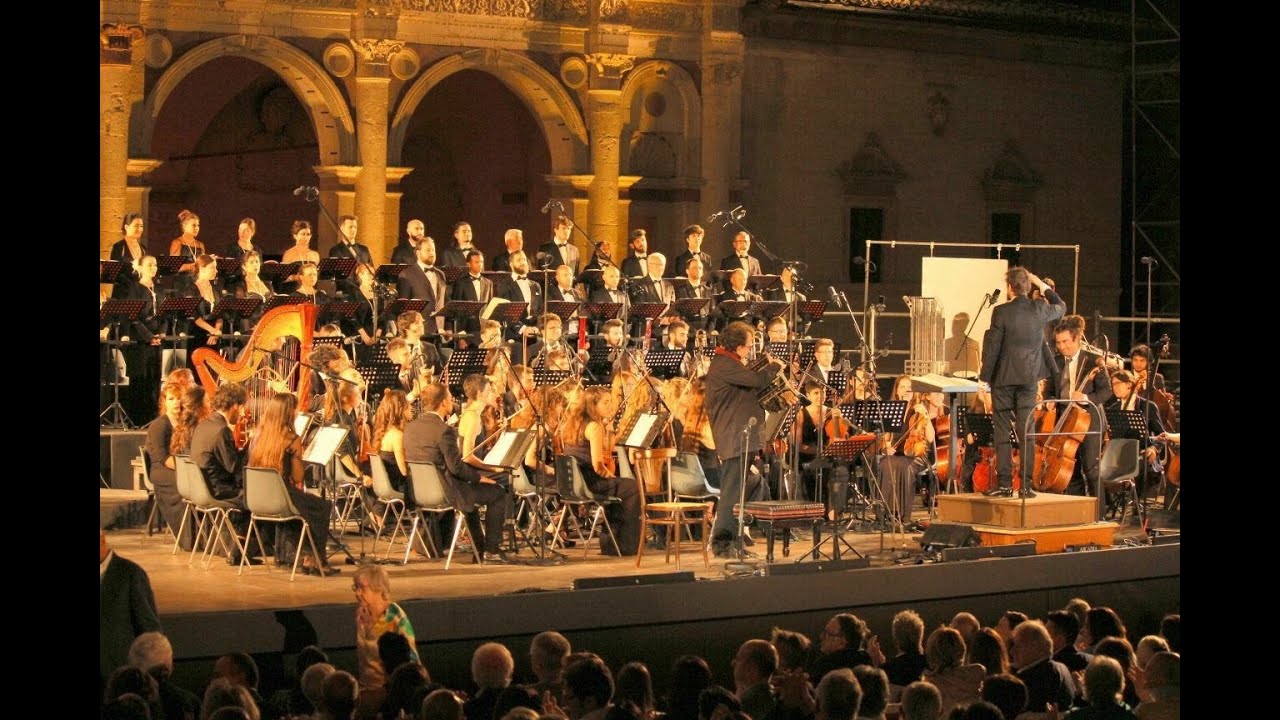 REQUIEM "Stringeranno nei Pugni una Cometa" di Silvia Colasanti - 2017