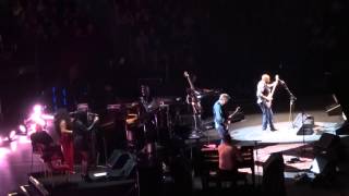 ERIC CLAPTON LIVE 2015 NYC FEATURING NATHAN EAST CAN'T FIND MY WAY HOME
