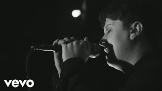 Nothing But Thieves - Trip Switch (Acoustic)