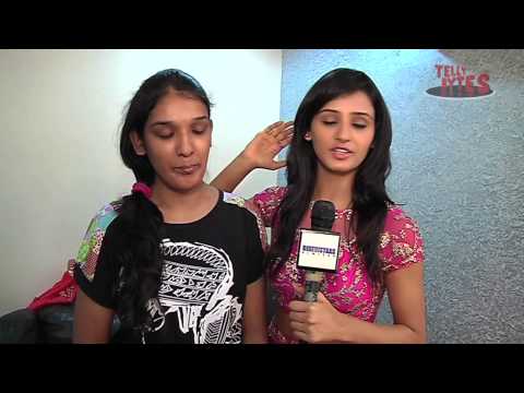 download lagu mp3 mp4 Kirti Mohan, download lagu Kirti Mohan gratis, unduh video klip Kirti Mohan