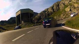 preview picture of video 'Col du Grand Saint Bernard on my Suzuki GS500E'