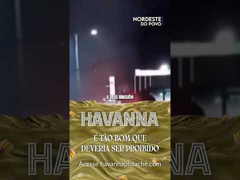 Caminhão-caçamba pega fogo em principal avenida de Pindoretama, no Ceará