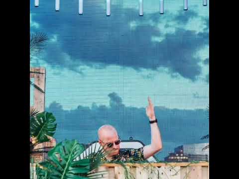 Tinlicker feat. Hero Baldwin – Rebirth (Live in Anjunadeep Open Air, London)