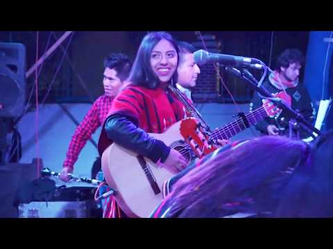 DUETO 2 ROSAS EN San Martin Peras