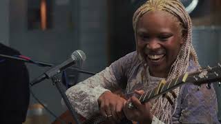 Essence Martins - Mrs Right - Live at City of London Distillery 